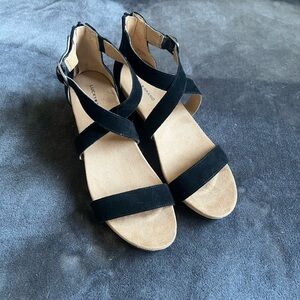 Lucky Brand Black Crisscross Sandals